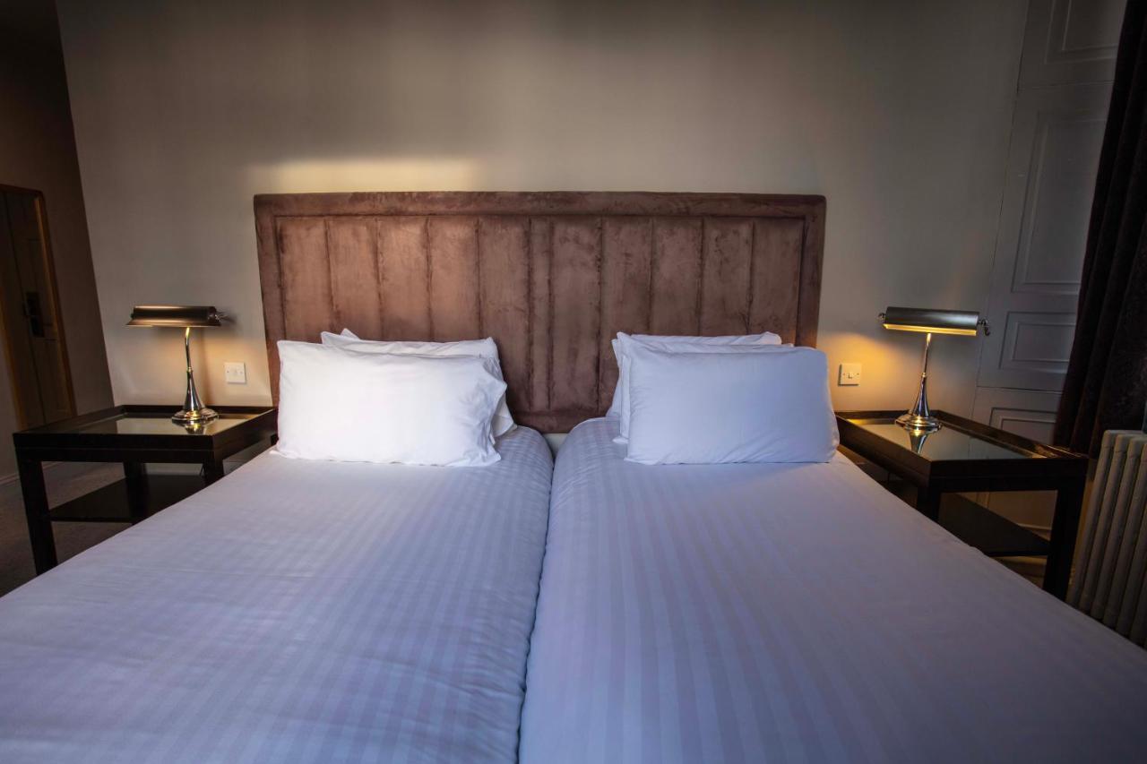 Strathaven Hotel Buitenkant foto